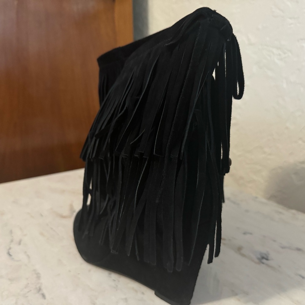 Denim Supply black suede fringe boots worn once. Super cute go to mid calf